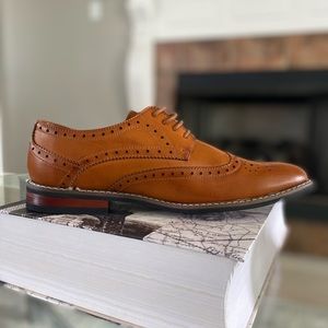Jousen Milan Brown WingTip Oxfords (Size 10 Men or 12 Ladies)